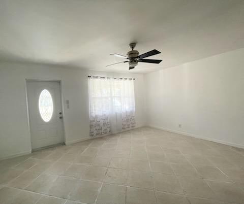 Photo - 2349 NE 9th St