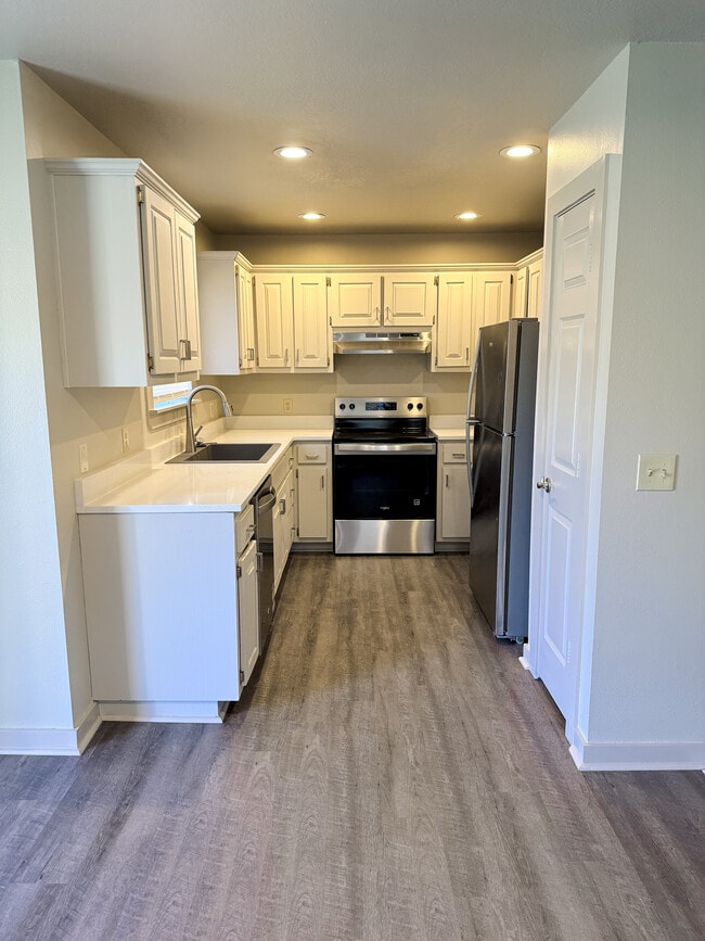 Photo - 507 W Briarbrook Ln