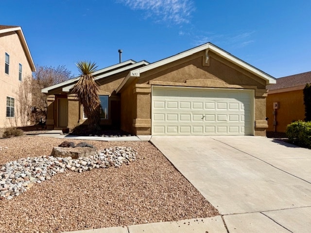 Photo - 7451 Redpoll Rd NW