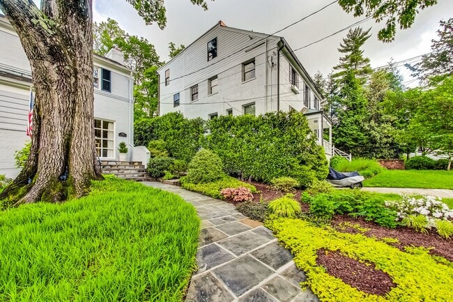 Photo - COMING SOON - Stunning 4 bed + 2 full & 2 1/2 bath Classic in NW DC