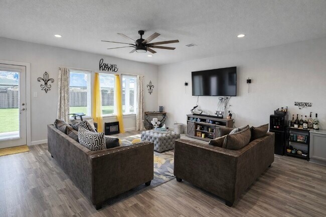 Photo - 7722 Caspian Ranch Dr