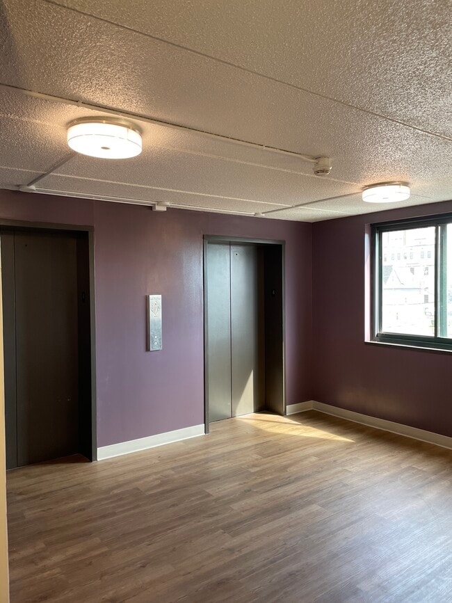 Elevator Lobby Floor Landing