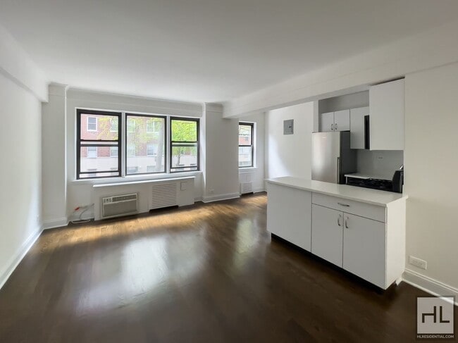 Photo - BEEKMAN PLACE Unit 5E