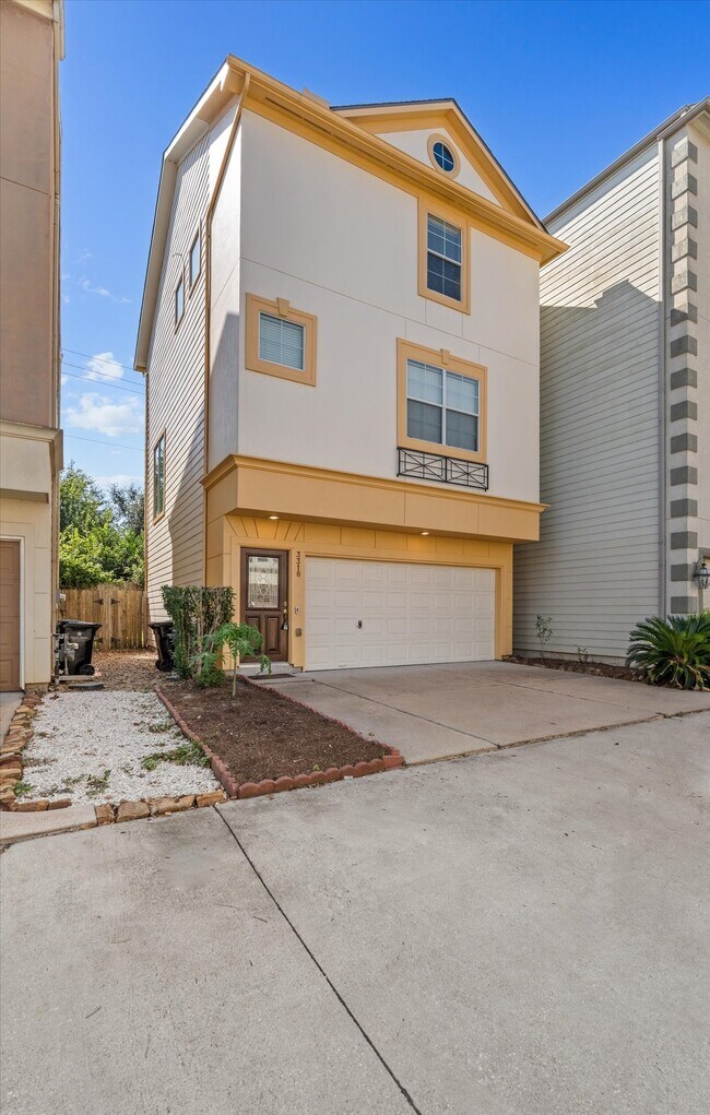 3318 Clearview Villa Way