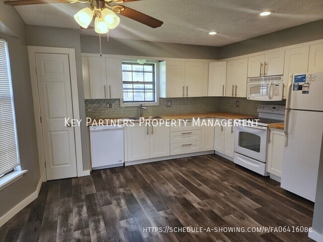 Photo - 9110 W 102nd St