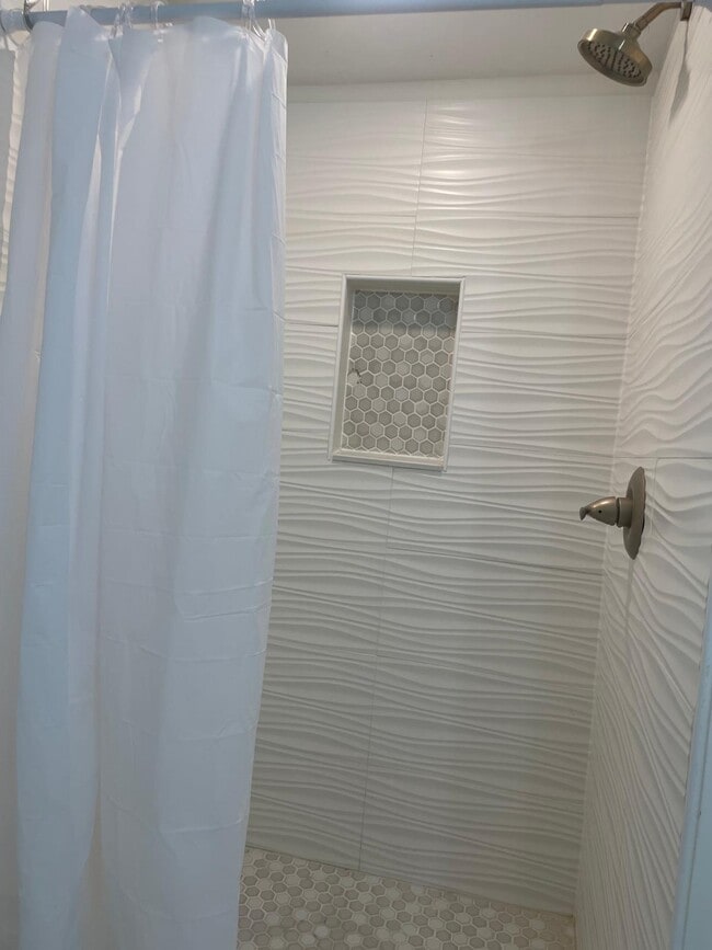 Photo - 6314 Foote St