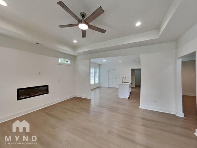 Photo - 501 Everette St