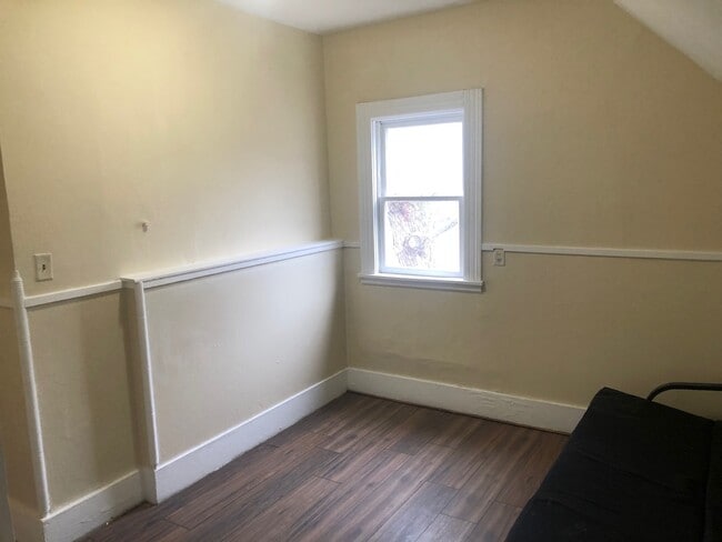 Building Photo - 603 W William St Unit 1