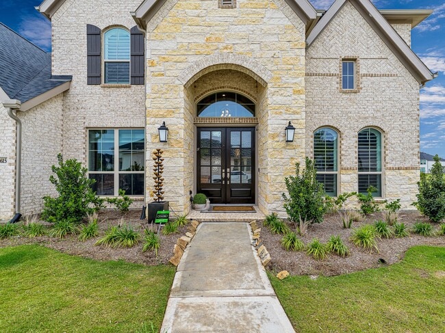 Photo - 5615 Logan Ridge Ln
