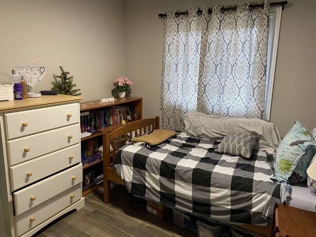 Photo - 1201 Afton Dr Unit Room 3