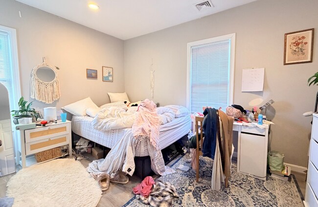 Photo - 39 Long Ave Unidad 2