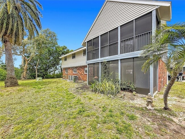 Building Photo - 200 Country Club Dr Unit 1301