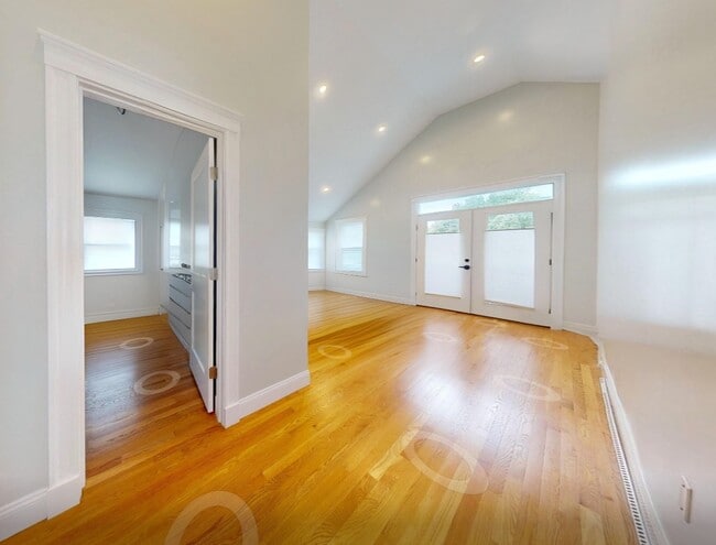 Photo - 47 Lasell St