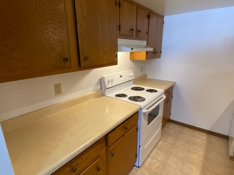 Photo - 365 Ellis Ave