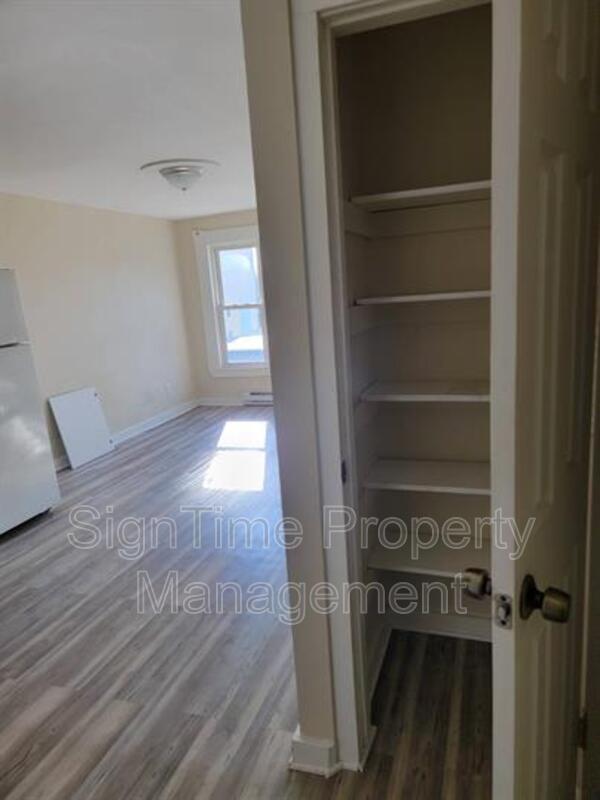 Photo - 42 E Washington St Unit Apt 3