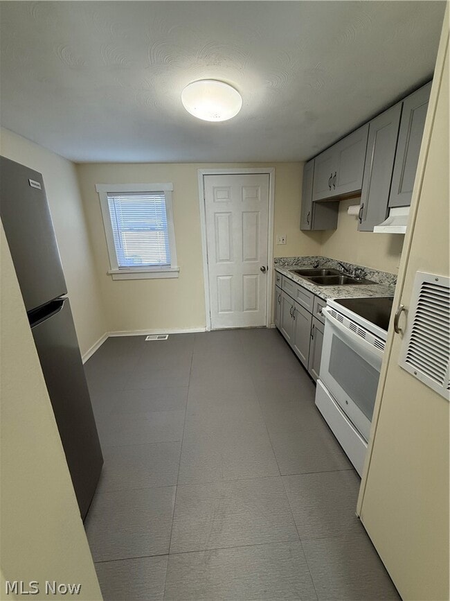 Photo - 368 Stewart St Unit 3
