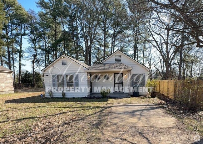 Building Photo - Newly Renovated Duplex in Oakhaven Rental