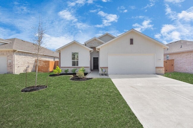 Building Photo - Welcome to the Sycamore – Style, Space & S... Rental