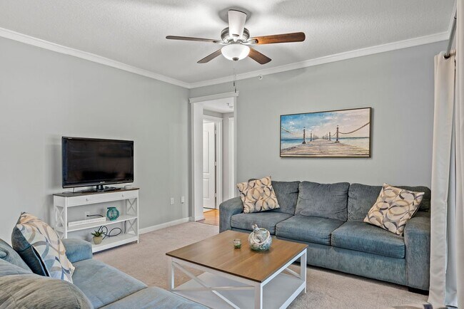 5060 Fairways Cir Unit F101