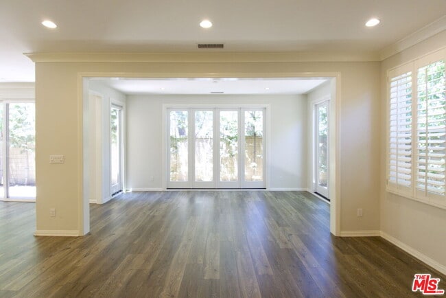 Photo - 50 Twin Flower