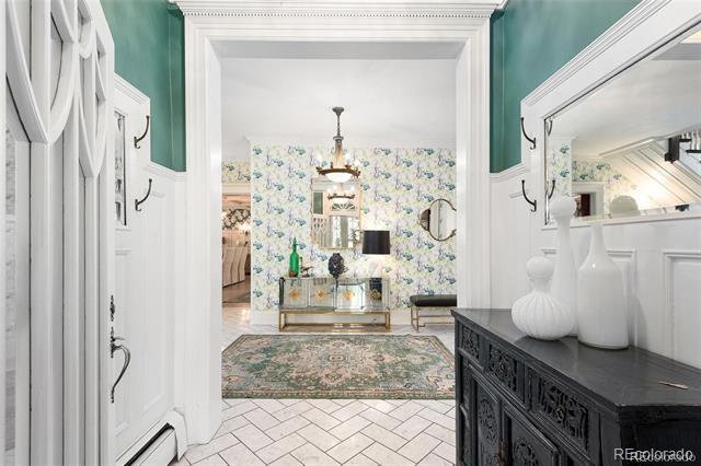 Photo - 680 Clarkson St