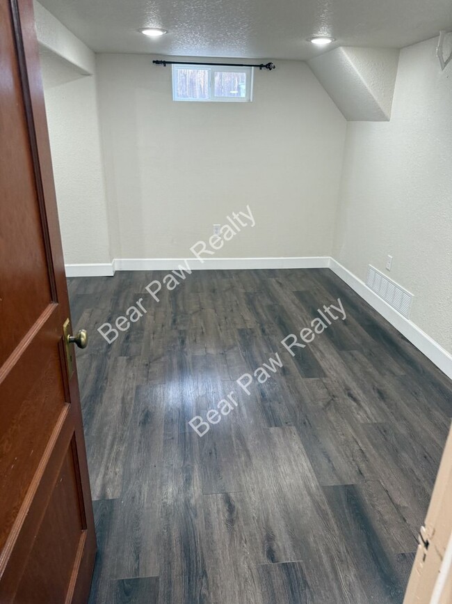 Photo - 1820 E 21st St Unit Apt B