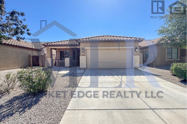 Building Photo - 3Bed/2Bath House in Buckeye! Ready for Immediate Move-In! -- FENCED-IN YARD!