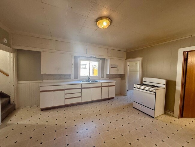 Photo - 915 S 4th Ave Unit #A