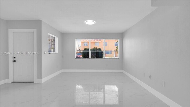 Photo - 2412 W 54th Pl