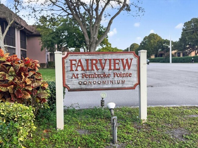 10409 NW 11th St Unit 105