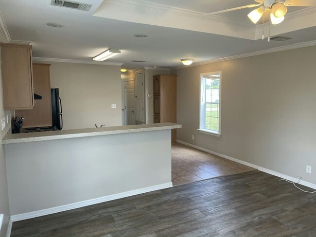 Photo - 10550 W State Rd 84