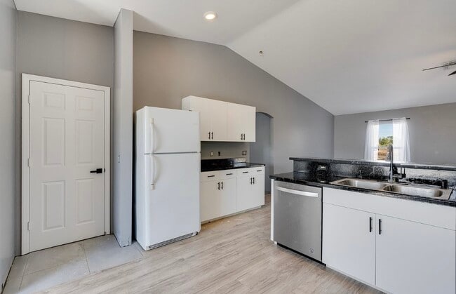 Photo - 4305 NE 20th Pl
