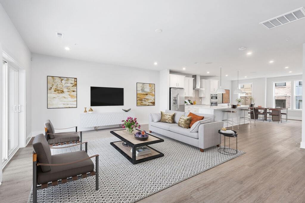 Photo - 1020 Bowe Street, Unit B