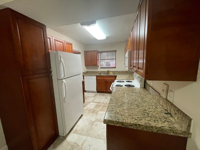 Photo - 15560 SW 104th Ter Unit 627