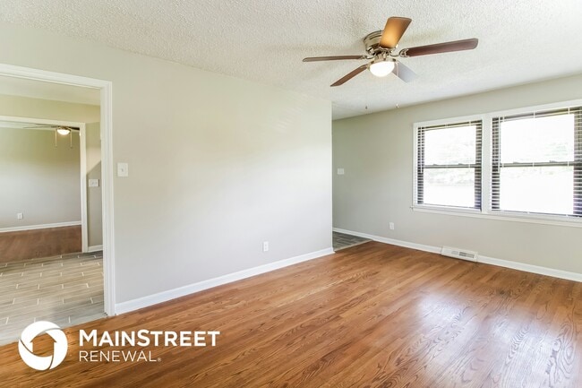 Photo - 1405 Wayside Dr