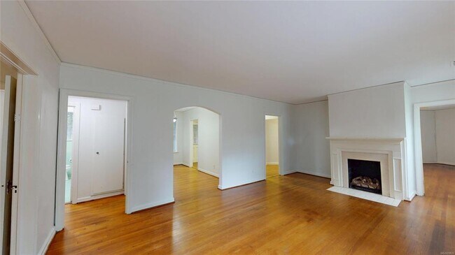 Photo - 900 E Edgemont Ave