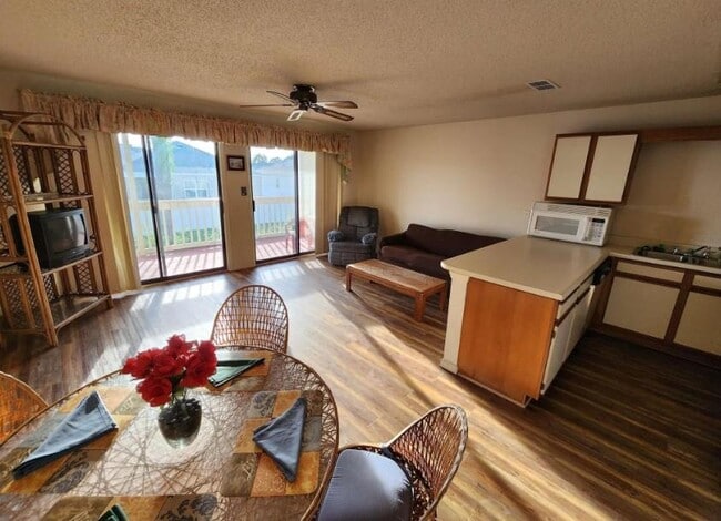 Photo - 510 Fairwood Lakes Dr