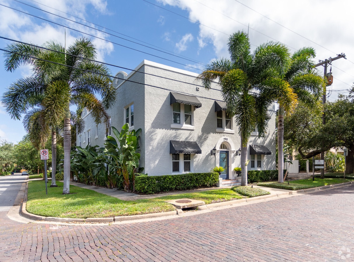 Exterior - The Bonaventure Apartments