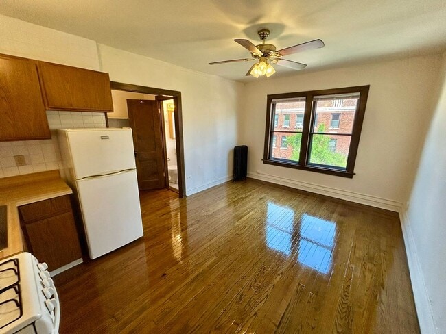 Photo - 2256 N Cleveland Ave