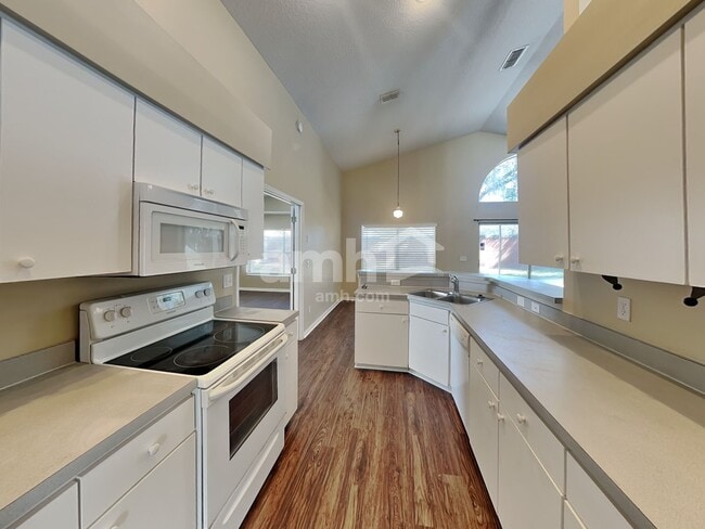 Photo - 321 Sterling Lake Dr