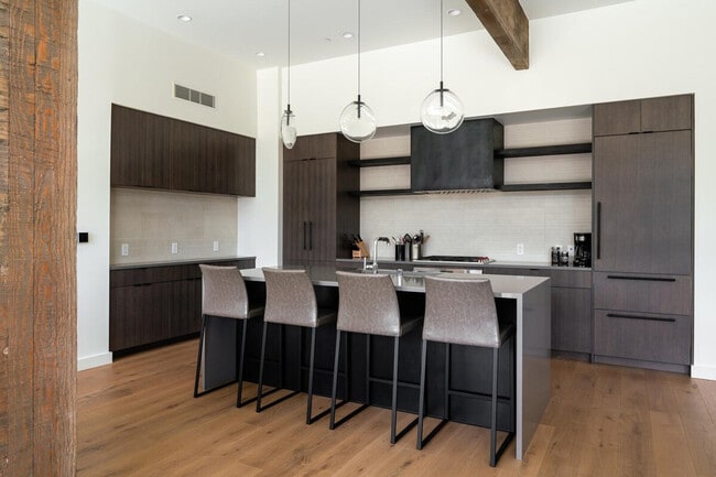 Photo - 4 Boathouse Way Unit ID1255725P