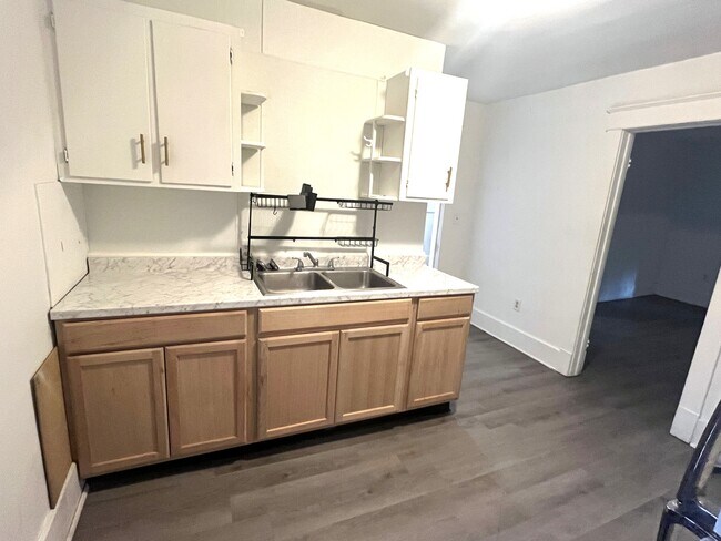 Photo - 733 Pennsylvania Ave Unit 2