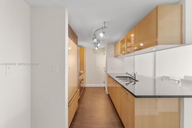 Photo - 6801 Collins Ave Unit LPH10