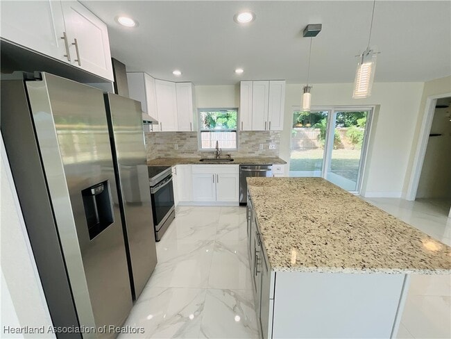 Photo - 118 Sharon Ave