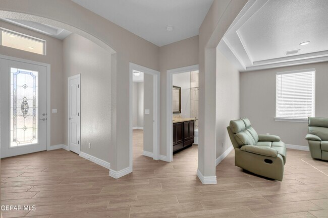 Photo - 1807 Dana Gray St