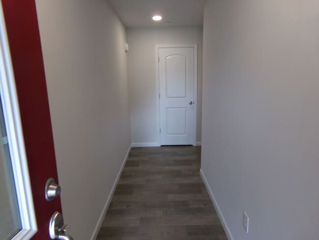 Photo - 3 bedroom, 2.5 Bathroom Townhouse in Gray's Pointe Neighborhood