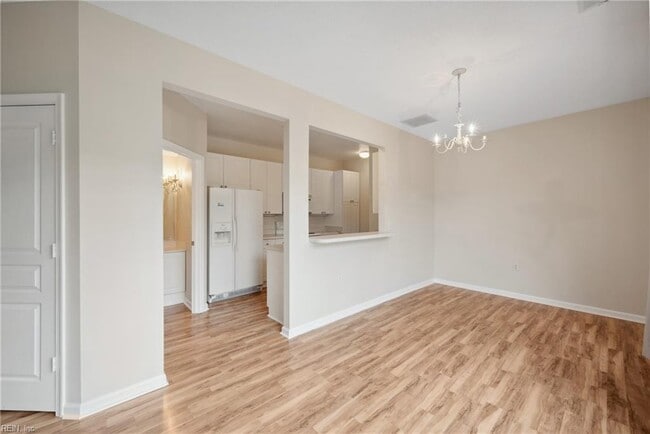 Photo - 2412 Wessington Dr