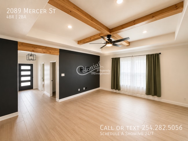 Photo - 2089 Mercer St