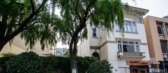 Building Photo - 1445 Lombard St