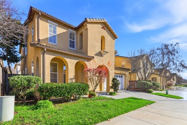 Building Photo - Seaview Ranch Neighborhood!